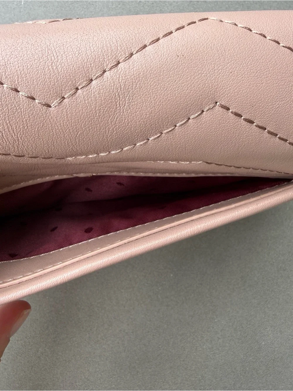 Kate Spade New York Reese Park Wyn Crossbody bag like new